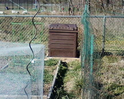 compost 2.jpg compost 2.jpg